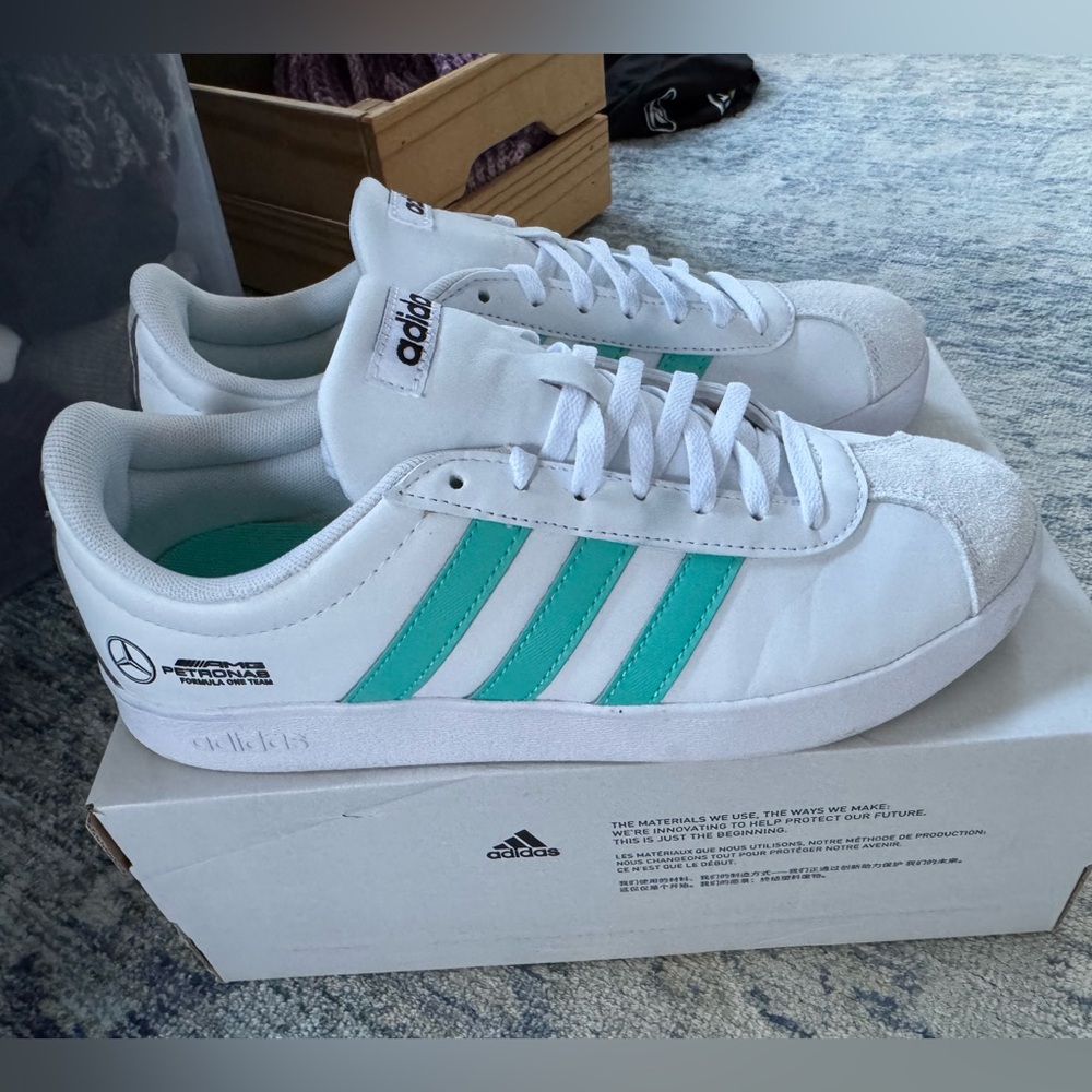 Mercedes AMG Petronas Adidas  unisex Sneakers